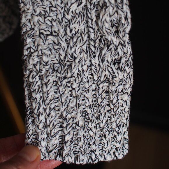 L.L. Bean Signature | Fisherman's Tunic Sweater Cable Knit - Picture 7 of 7